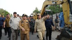 Gubernur Al Haris Ikut Serta Penertiban PKL Pasar Talang Banjar Bersama Walikota Maulana